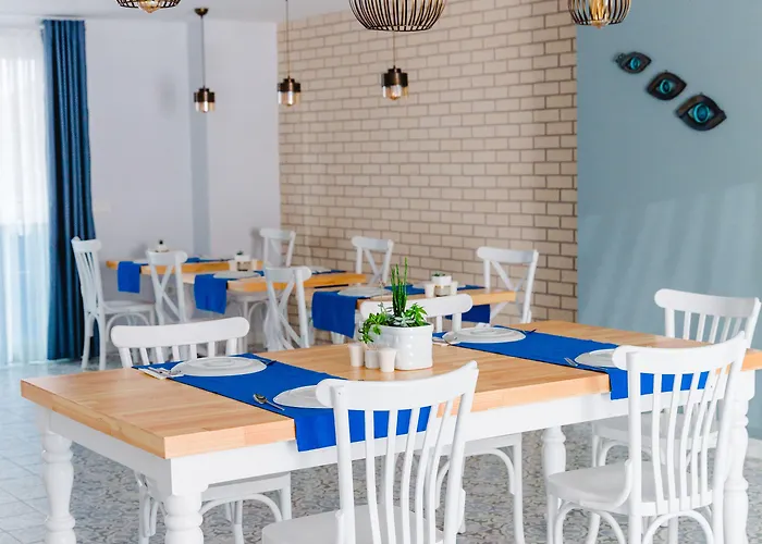 Luvi - Adults Only 卡斯