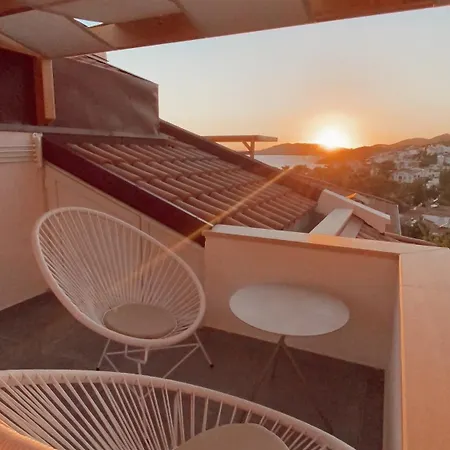 Ξενοδοχείο Luvi - Adults Only