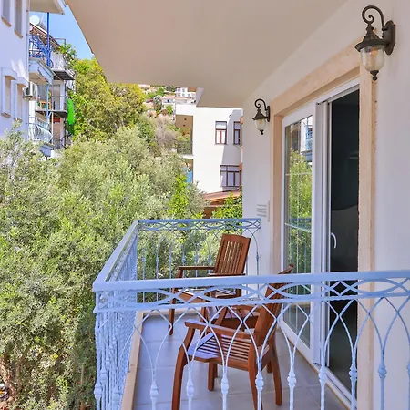 Ξενοδοχείο Luvi - Adults Only 2*