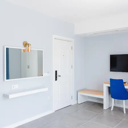 Luvi - Adults Only Ξενοδοχείο 2*