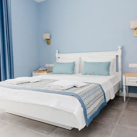 Ξενοδοχείο Luvi - Adults Only 2*