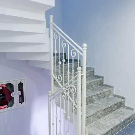 Luvi - Adults Only Hotel