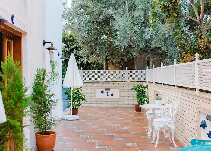 Luvi - Adults Only Hotel