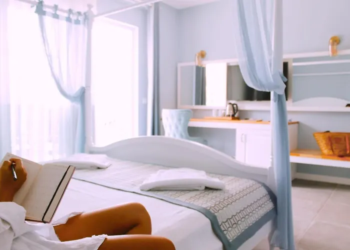 Hotel Luvi - Adults Only